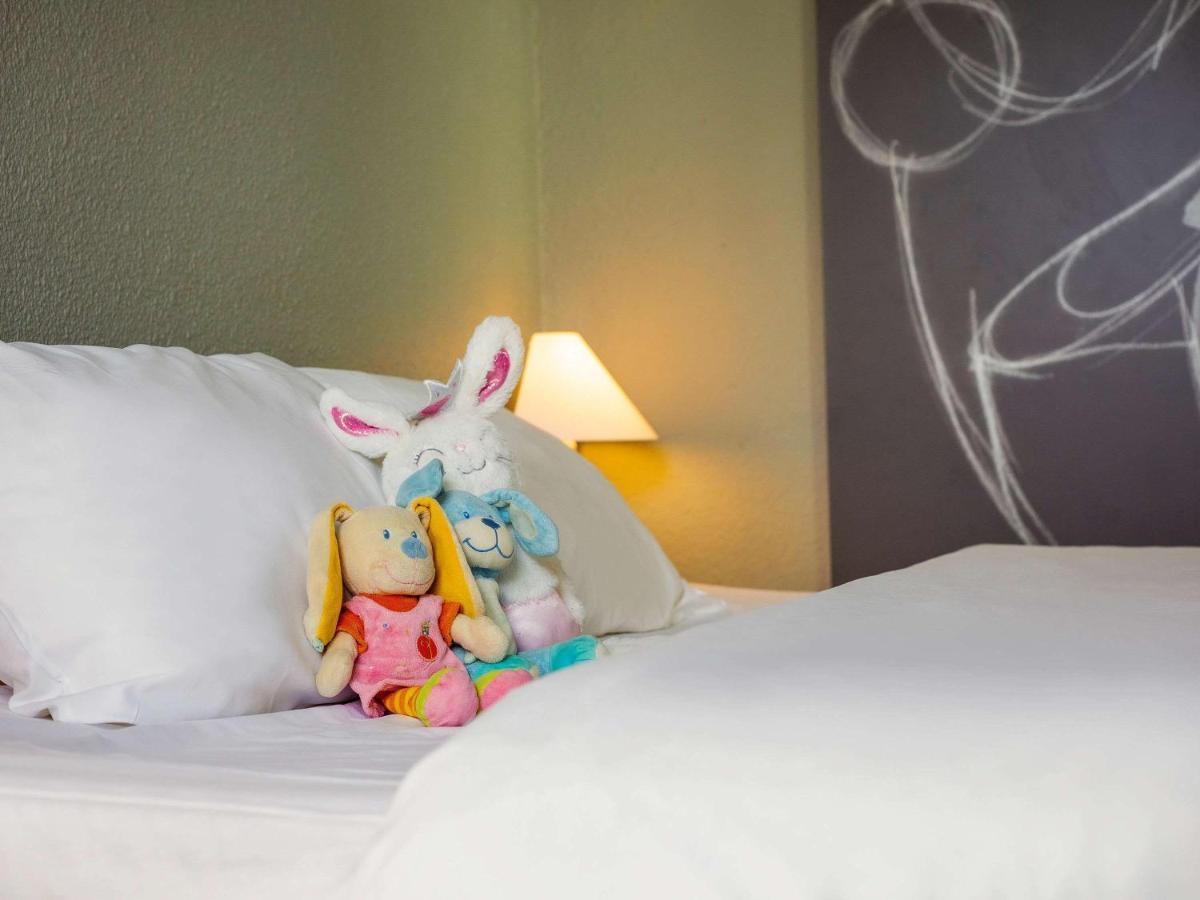Hotel Ibis Mulhouse Ile Napoleon Sausheim Exterior foto