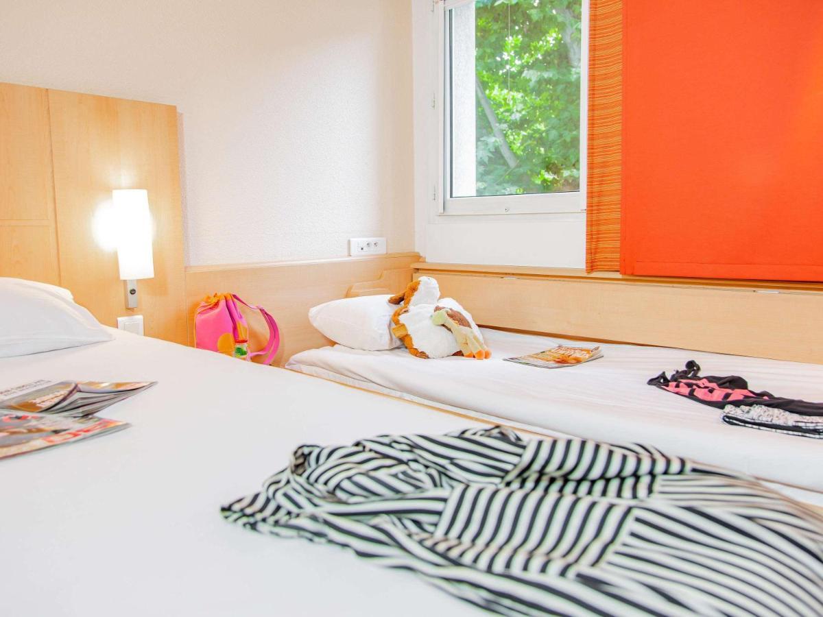 Hotel Ibis Mulhouse Ile Napoleon Sausheim Exterior foto