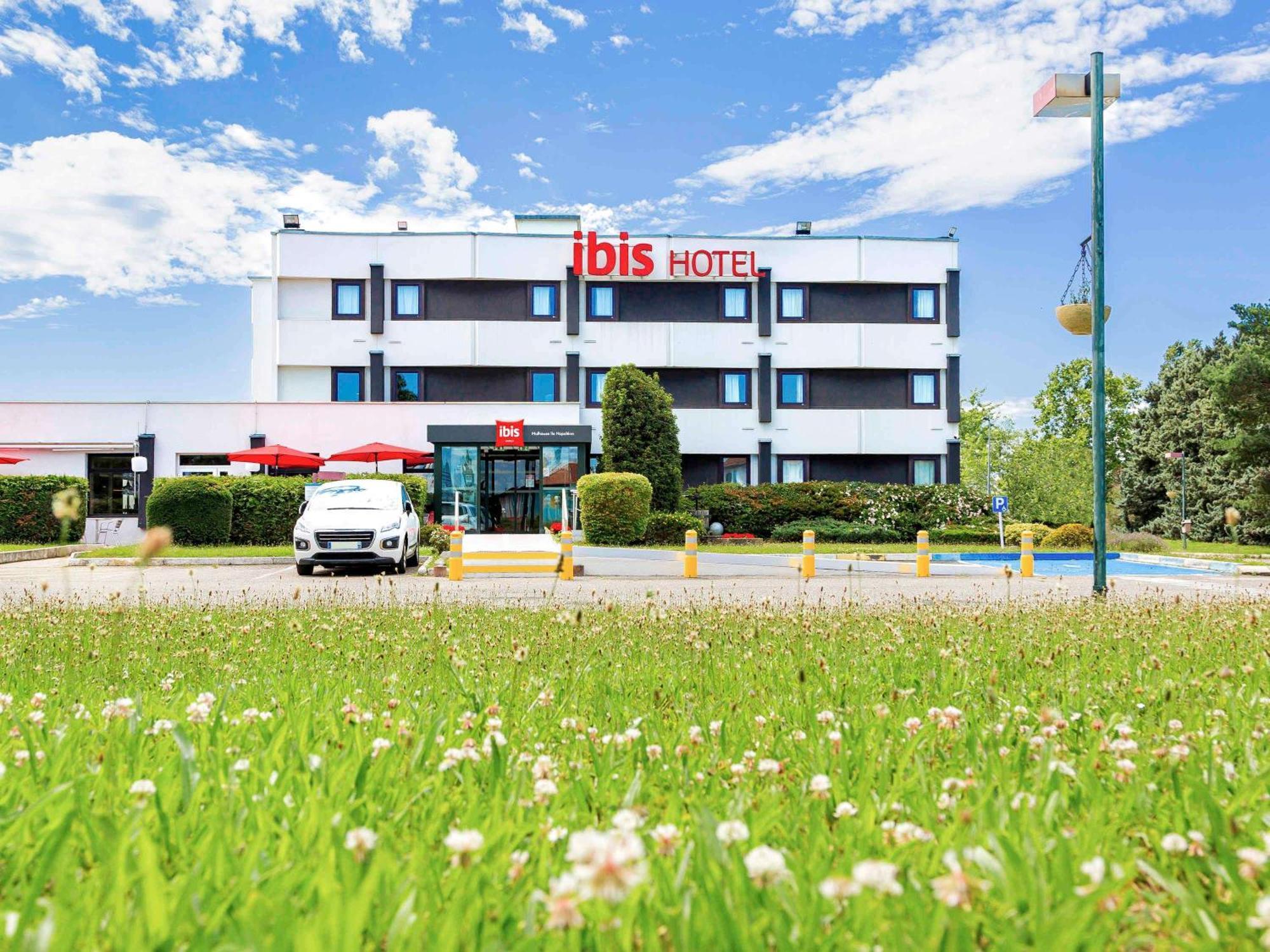 Hotel Ibis Mulhouse Ile Napoleon Sausheim Exterior foto