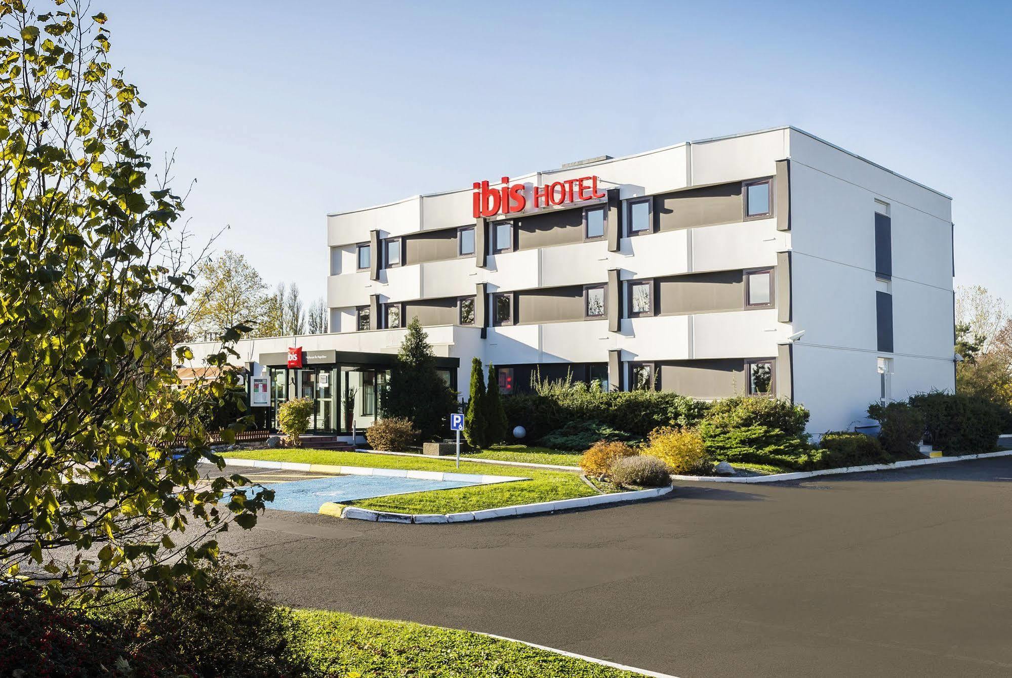 Ibis Mulhouse Ile Napoleon Hotel Sausheim Exterior foto